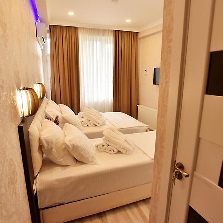Family Hotel Vere Tower Tbilisi Esterno foto