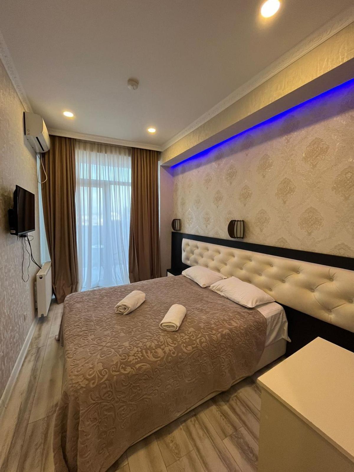 Family Hotel Vere Tower Tbilisi Esterno foto