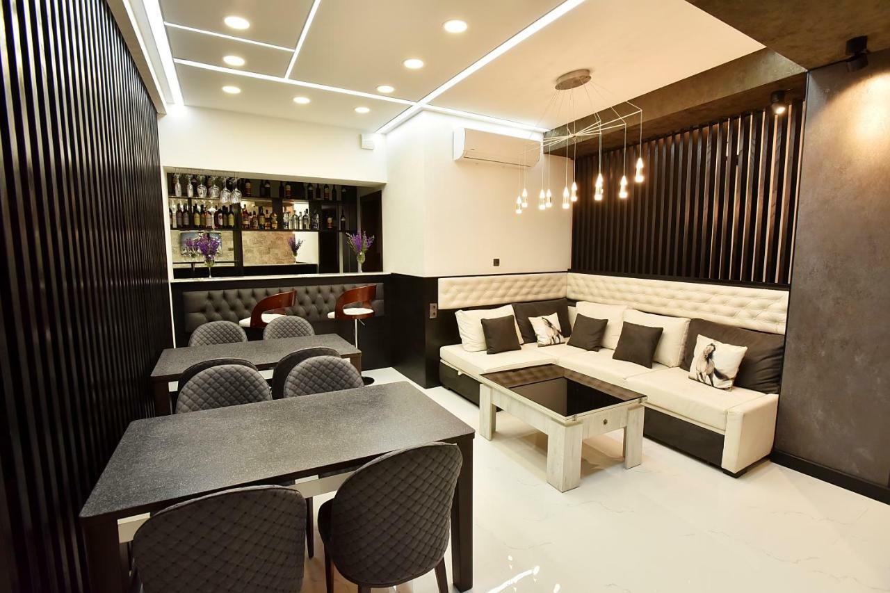 Family Hotel Vere Tower Tbilisi Esterno foto