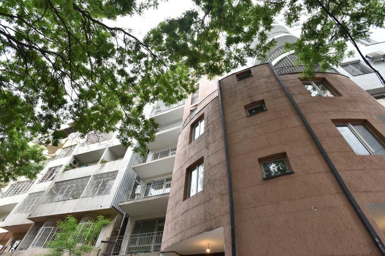 Family Hotel Vere Tower Tbilisi Esterno foto