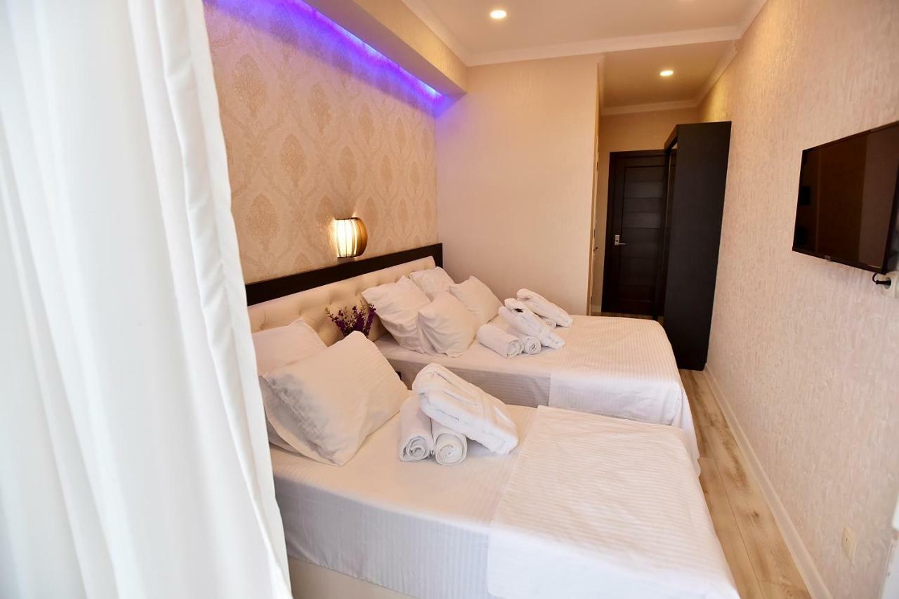 Family Hotel Vere Tower Tbilisi Esterno foto